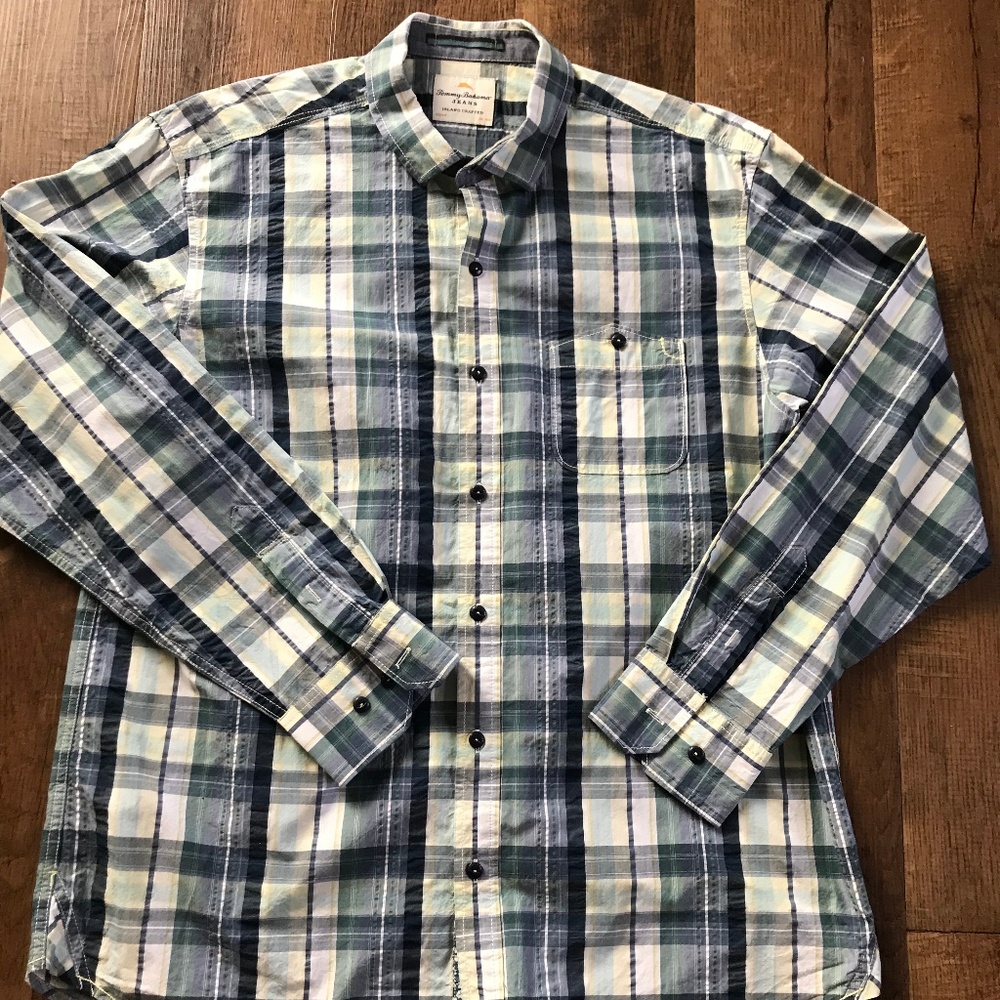 Tommy Bahama Long-Sleeve Button Down L
